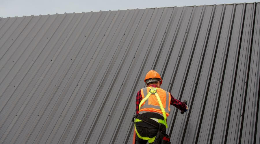 Professional metal roof installation services in Roseville, MI